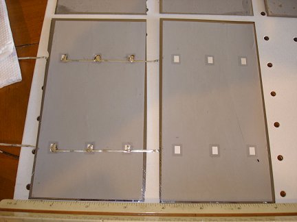 Soldering the solar cells together