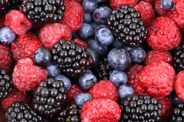 Berries are a great food to eat raw - tons of antioxidants!